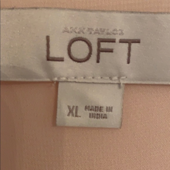 Beautiful pink blouse - Picture 3 of 3